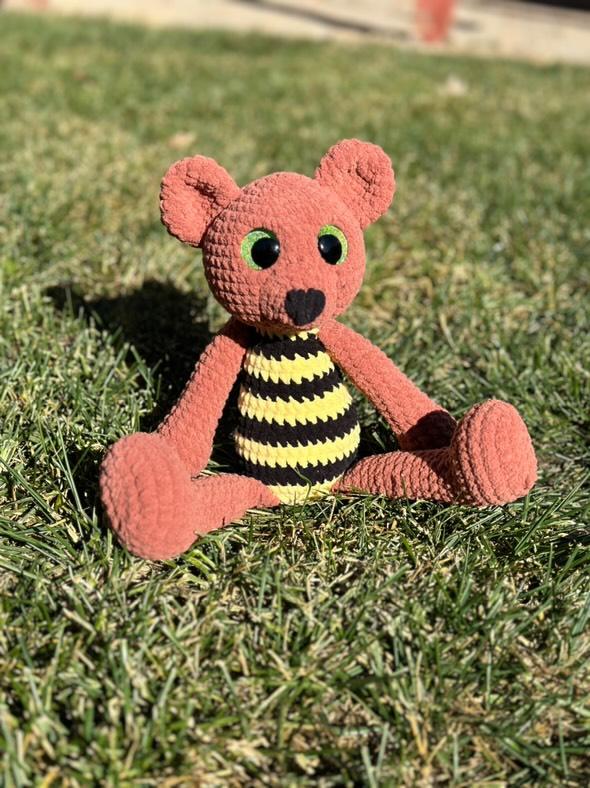 Teddy Bear crochet pattern with Santa mod