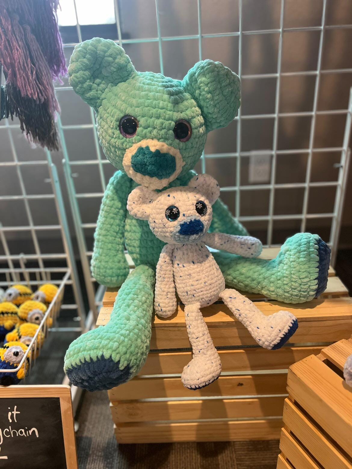 Teddy Bear crochet pattern with Santa mod
