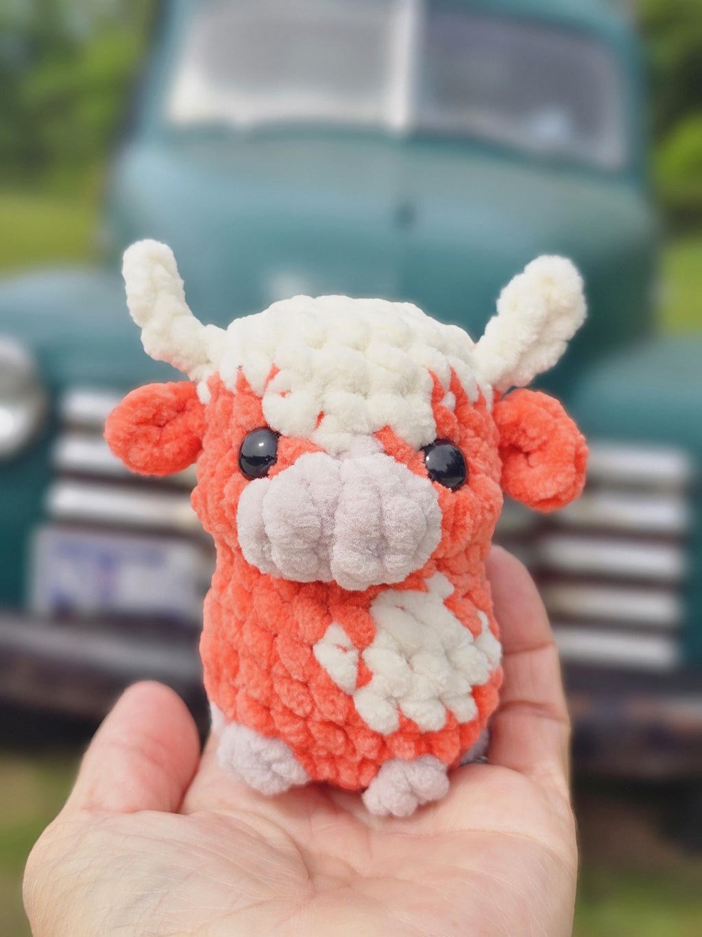 Moolissa the cow crochet pattern