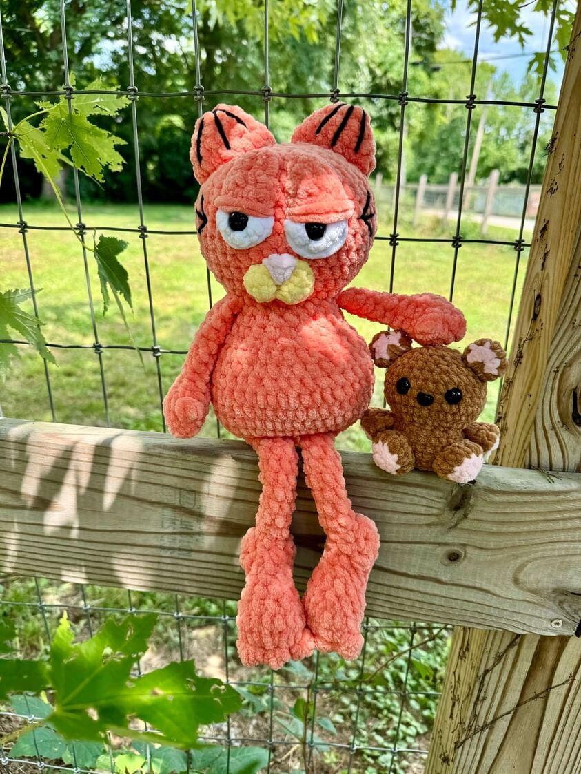 Fat Cat with Teddy