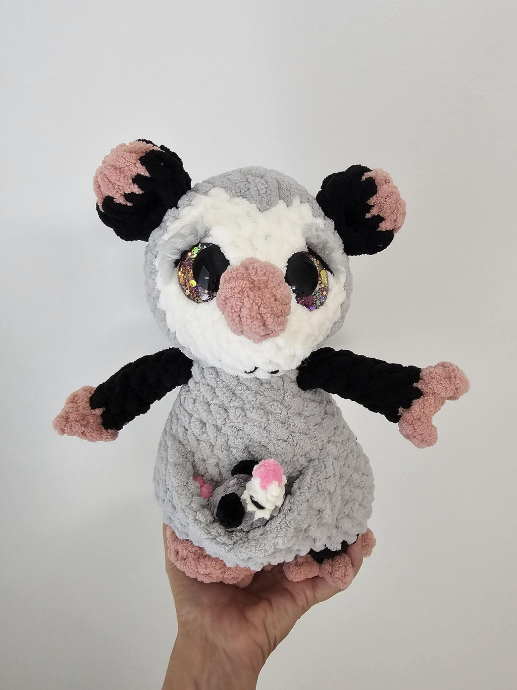 Petunia Possum crochet pattern