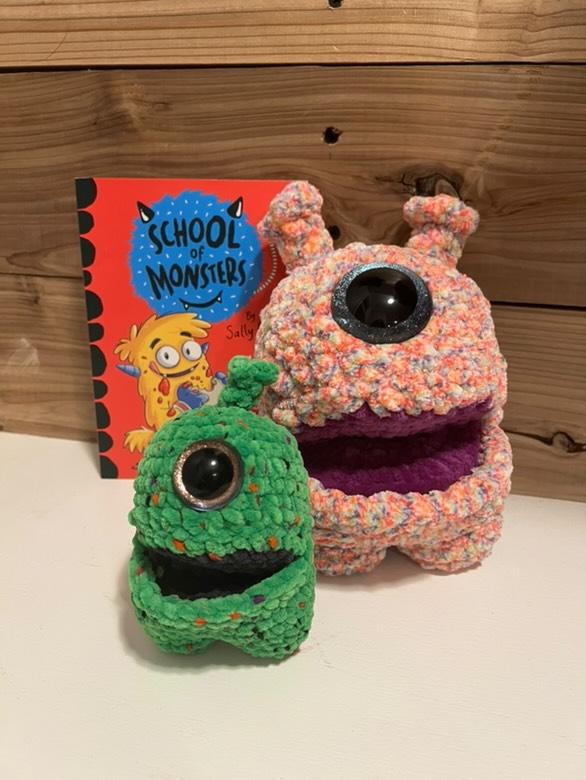 Nom Nom monster BIG Mouth Rita crochet pattern