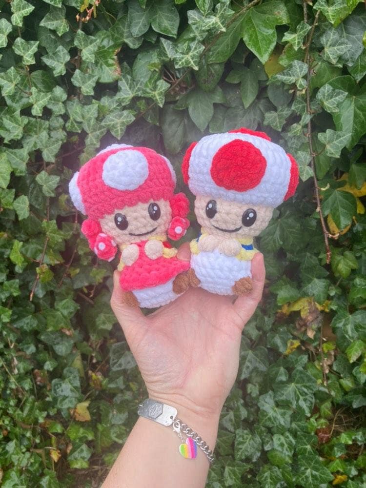 Mini Mushroom crochet pattern