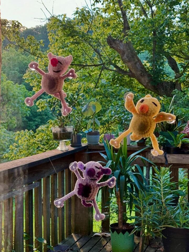 Window Cling Cow, Pig, and Chick