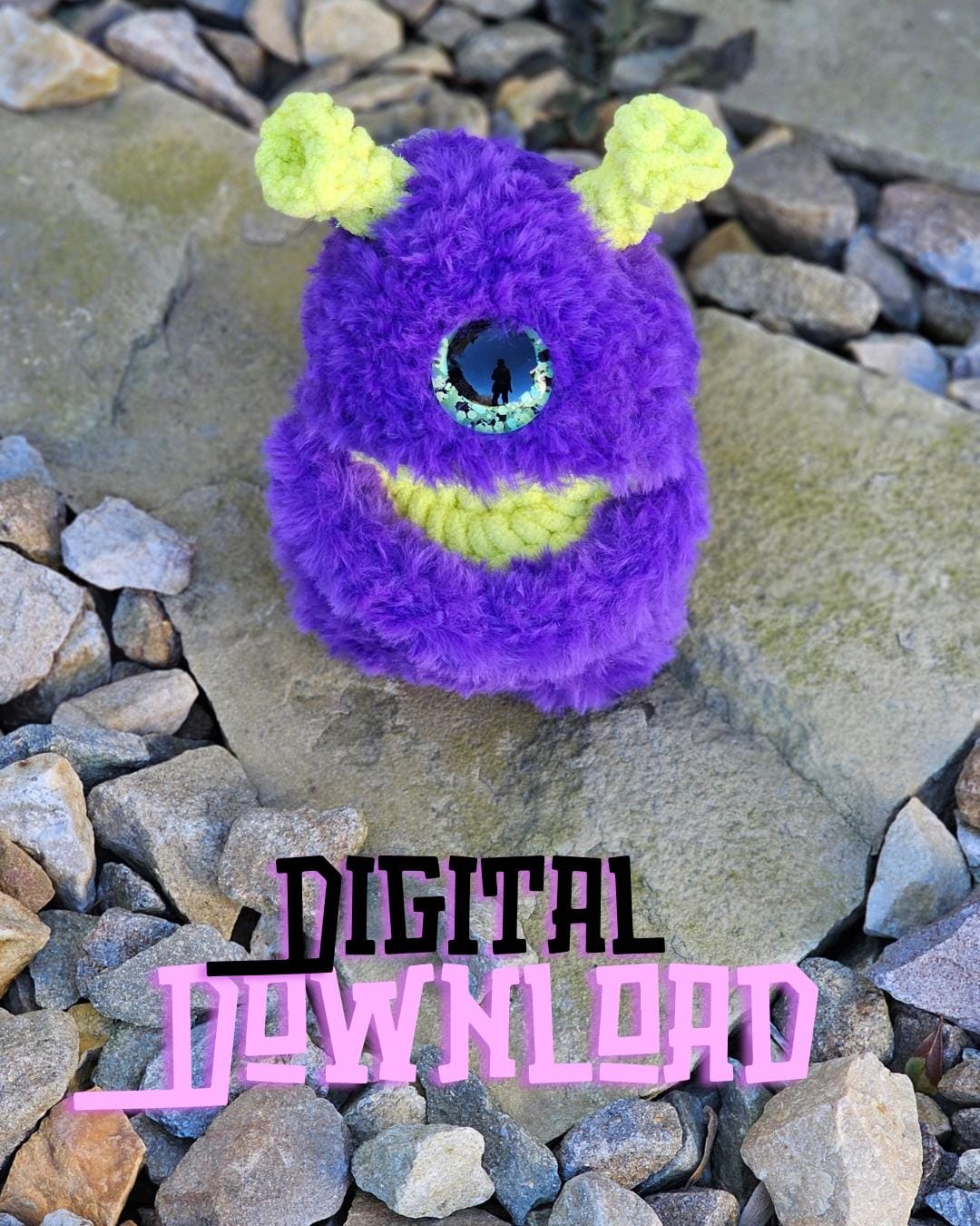Nom Nom monster BIG Mouth Rita crochet pattern