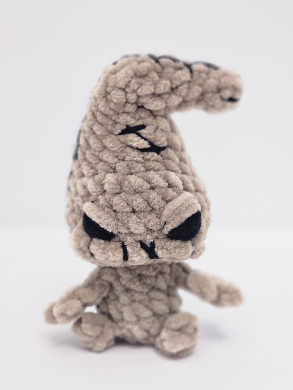 Bug lover gremlin crochet pattern