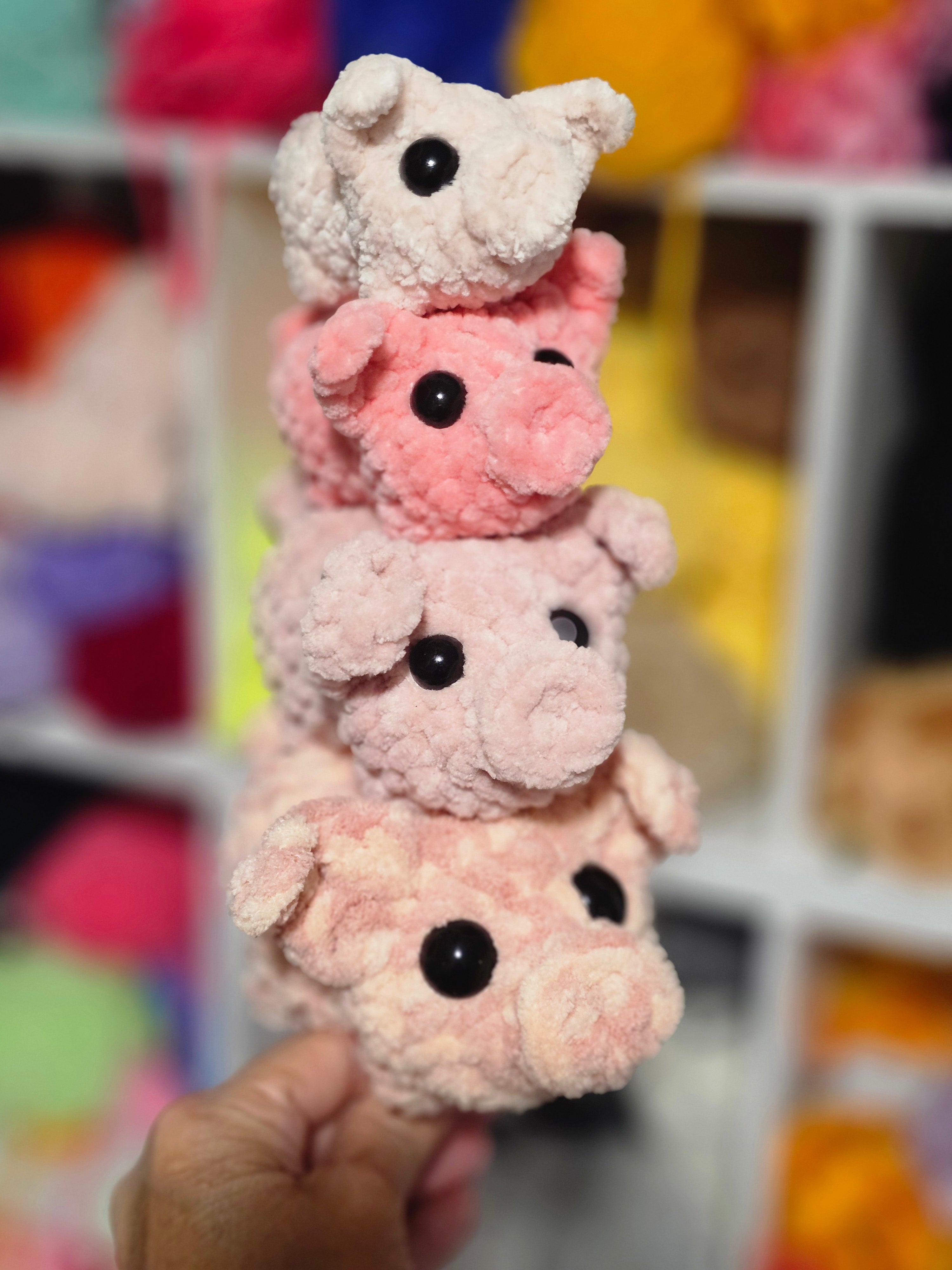This Lil Piggy crochet pattern